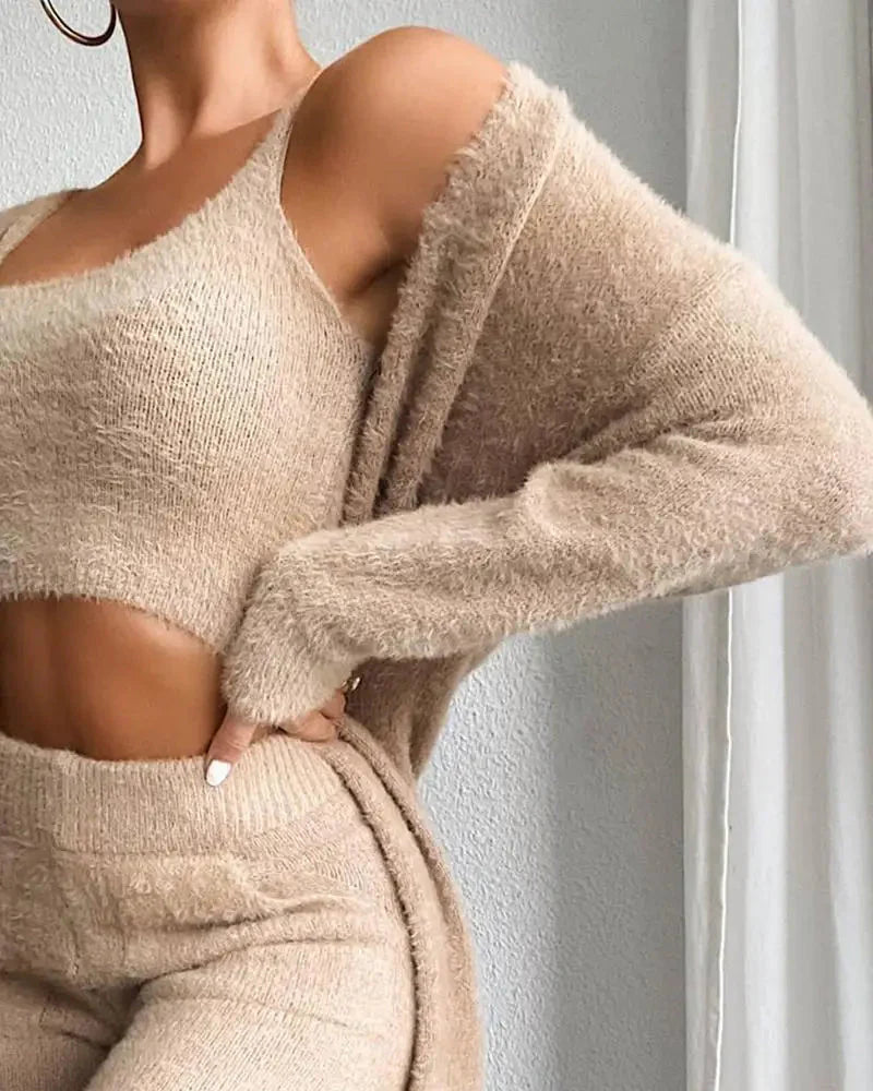 3-Piece Fuzzy Fleece Loungewear Set in oatmeal